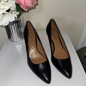 Calvin Klein Black Heels Classic Pointed-Toe